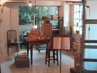 antiques tamiser - News 「紙箱」展の写真集